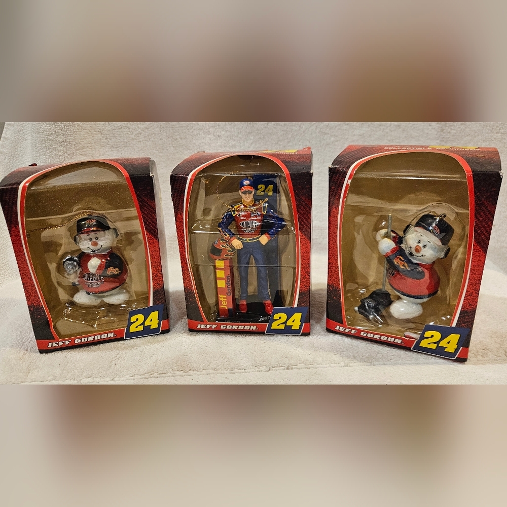 JEFF GORDON ORNAMENTS- SET OF 3
